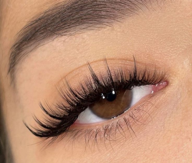 Kim K Lashes